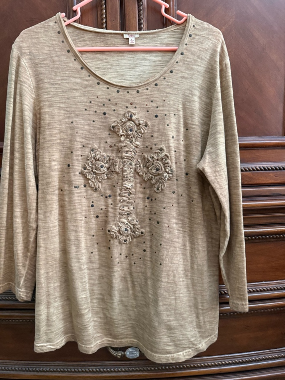 Reba Shirt w/ Cross - Size Large